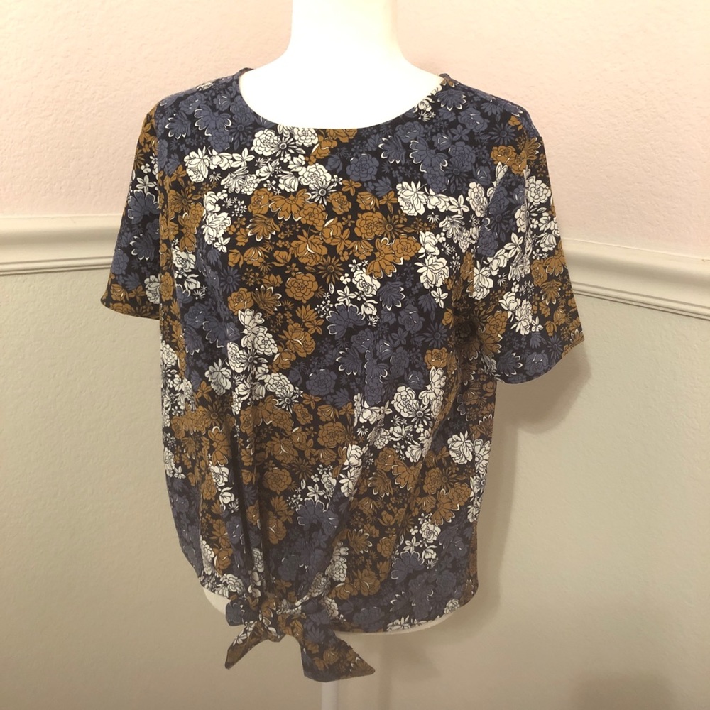 Flower print blouse